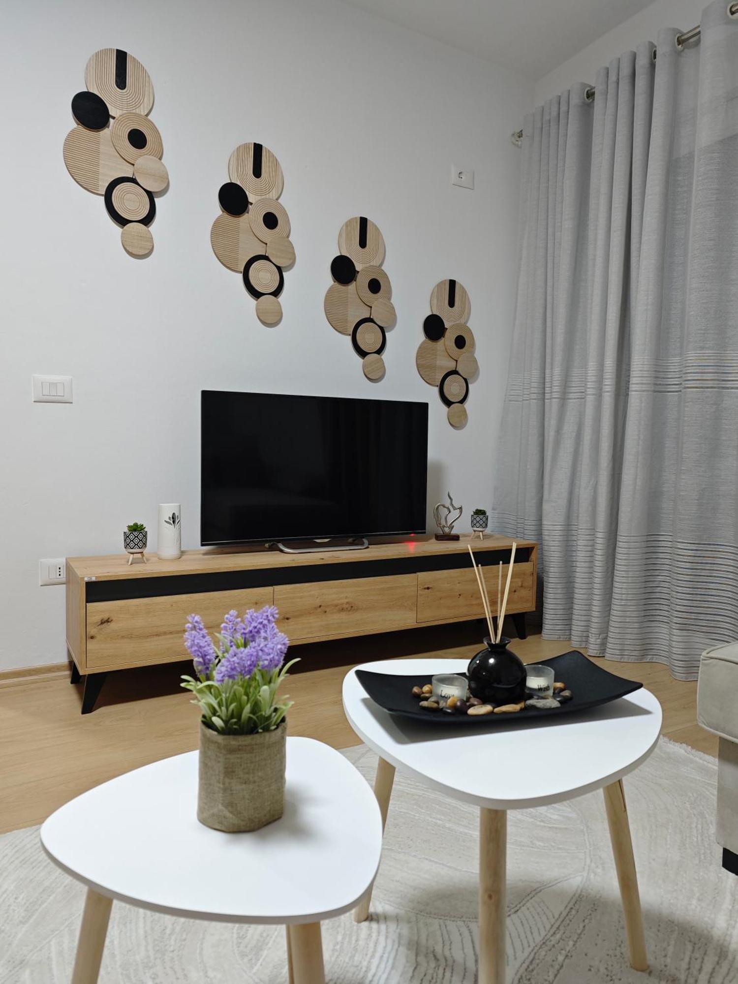 E&e Mali I Robit Golem (Tirana)